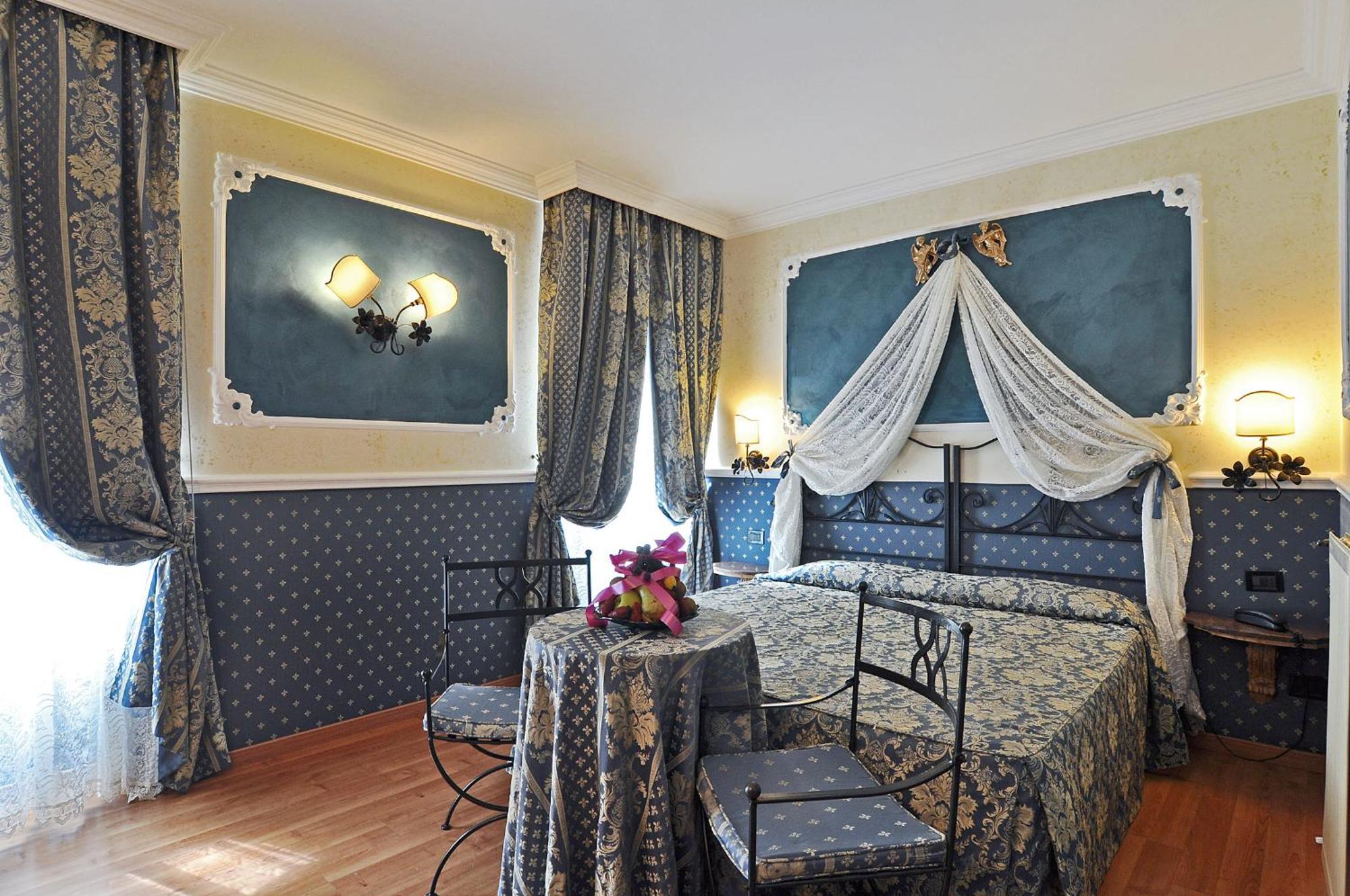 Double Room,1209423340:JPEG