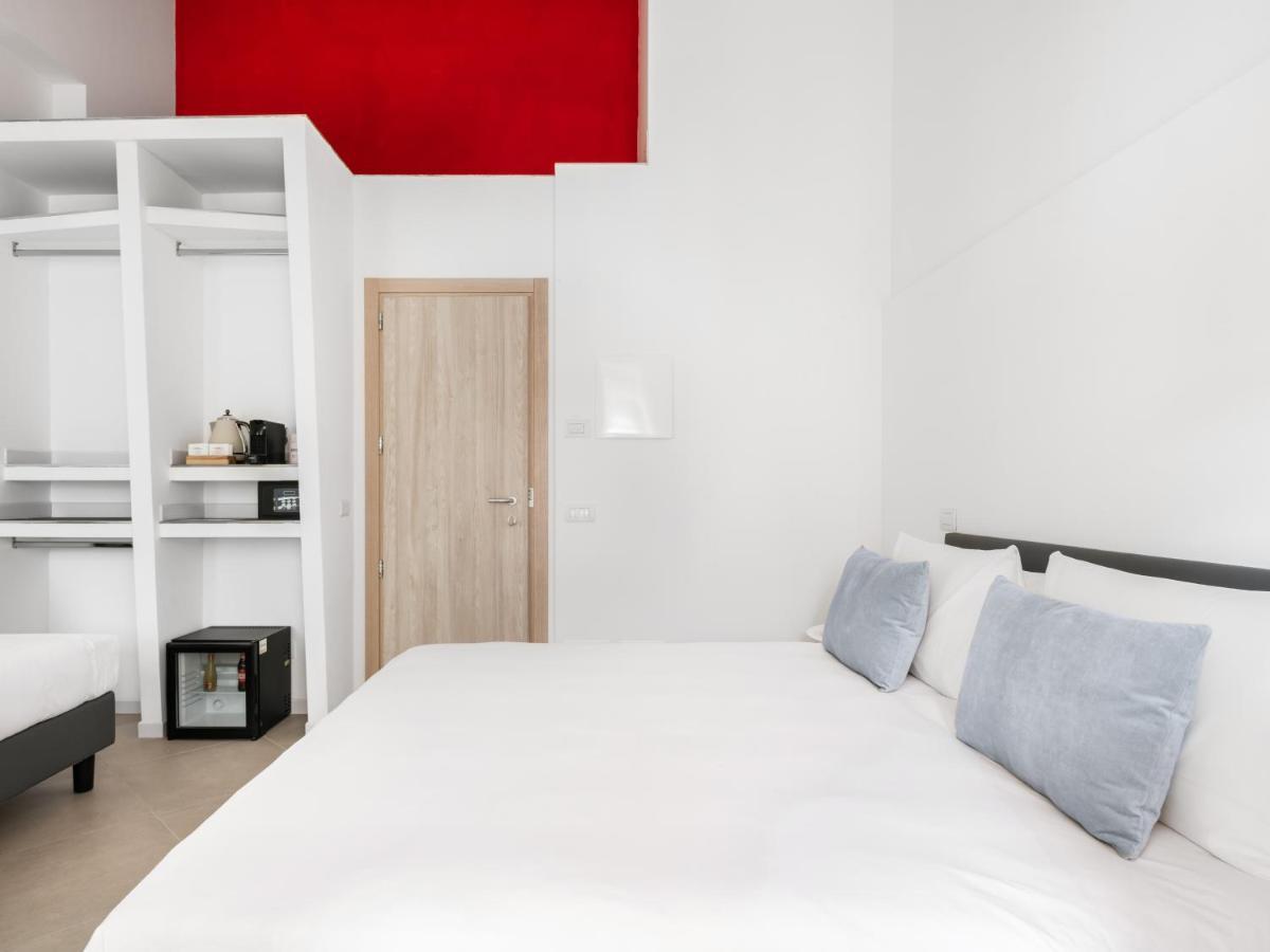 Medium Room Extra Single Bed