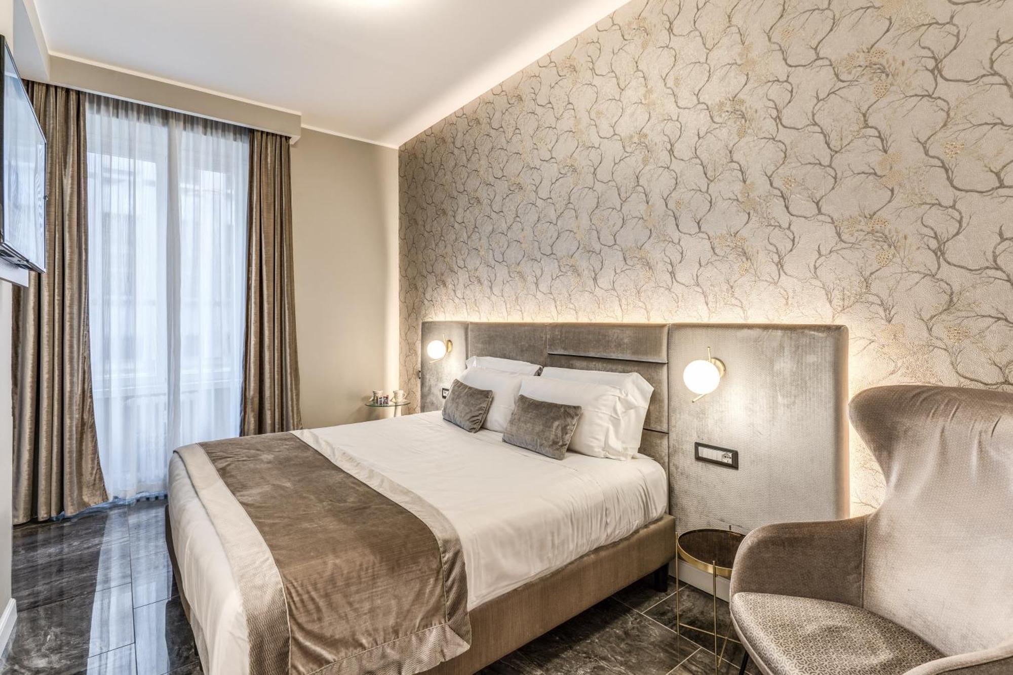 Deluxe Double or Twin Room Spa Bath