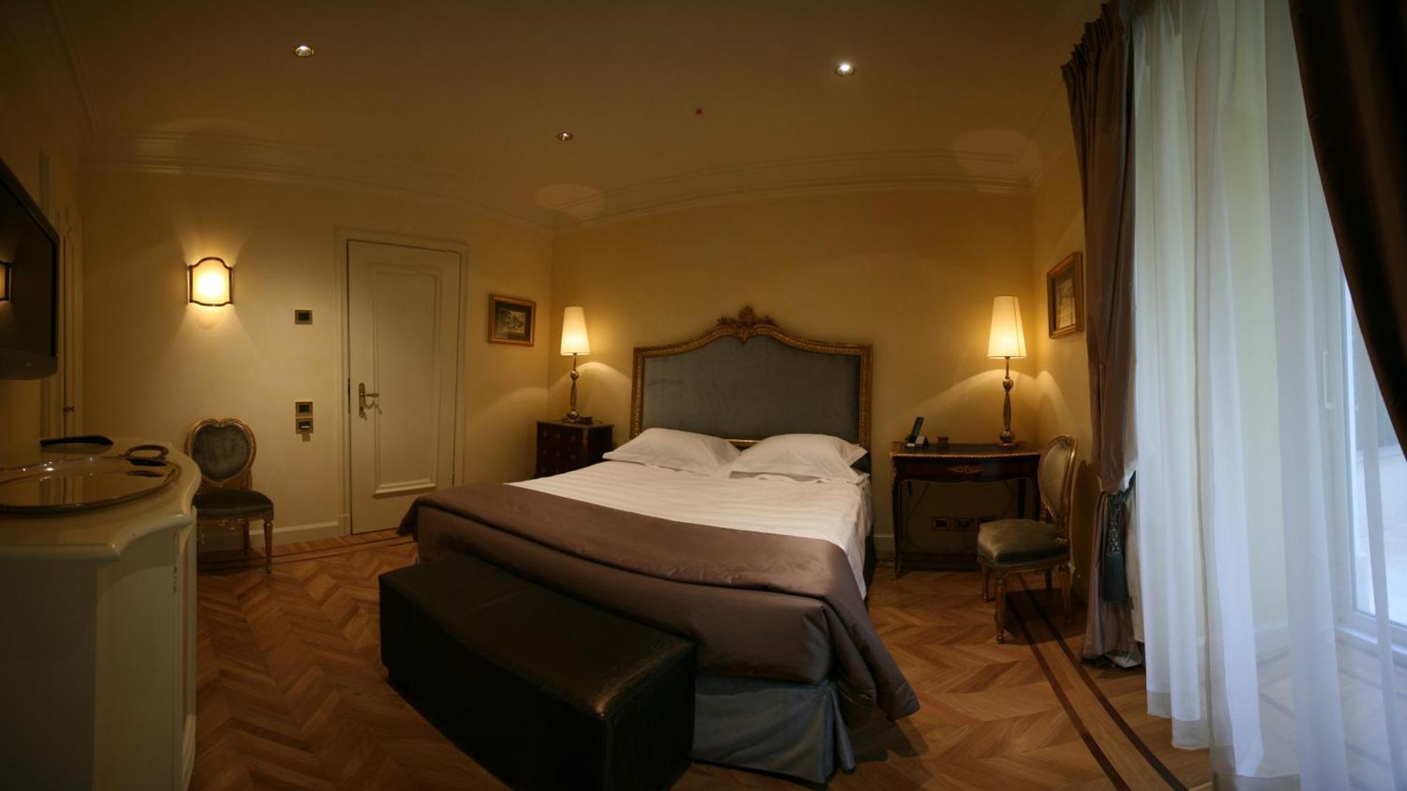 Prestige Double or Twin Room Private Garden