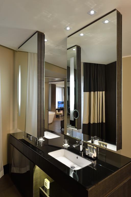 Suite Spa Bath