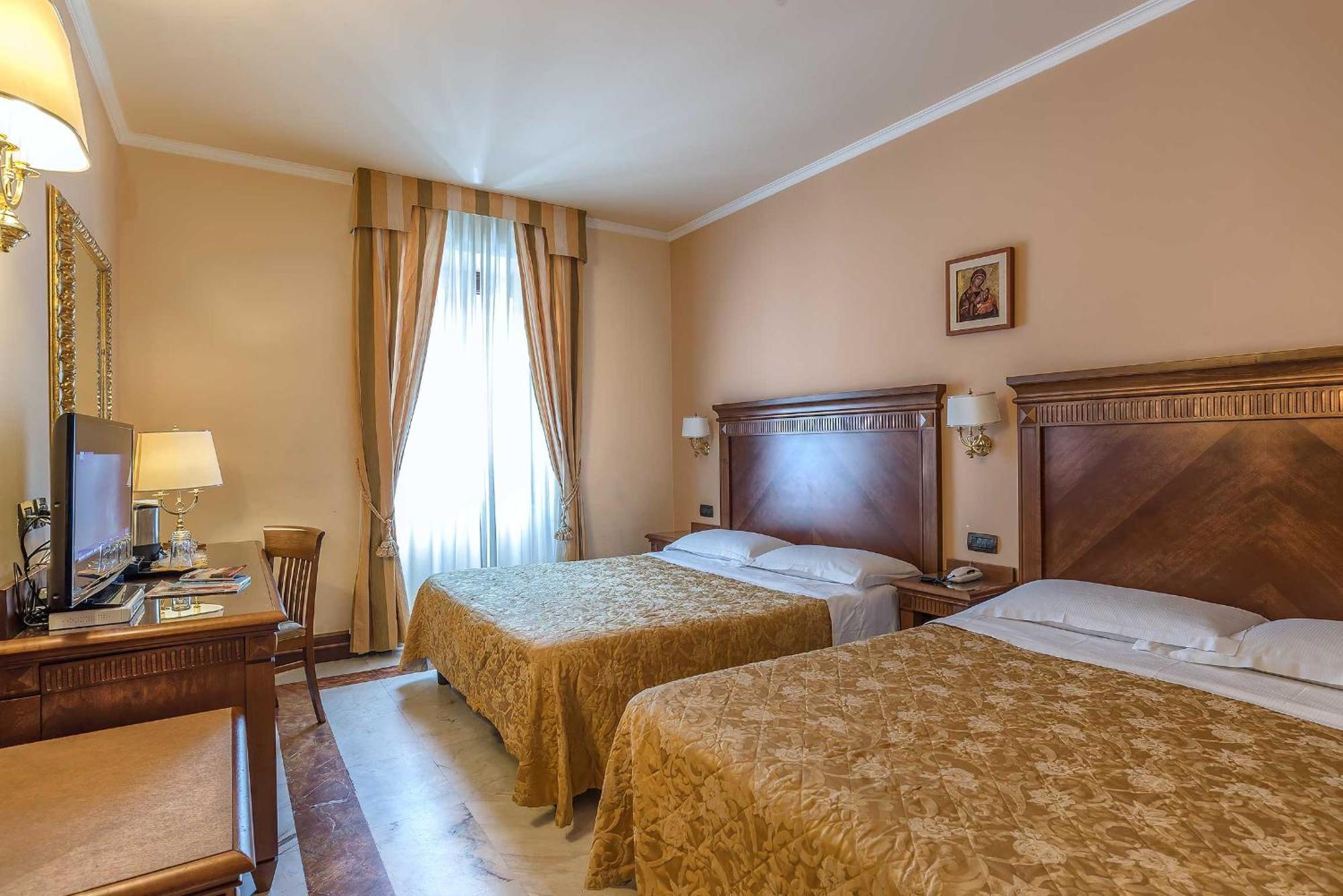 Superior Double Room,682346889:JPEG