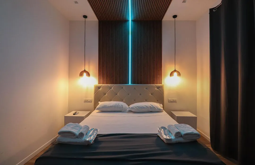 Essenza House Via Alessandria-1
