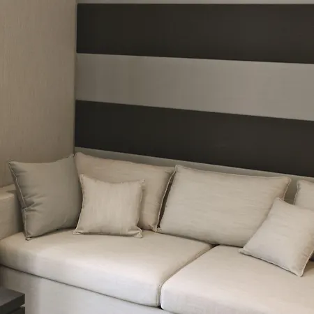 Hotel Mancino 12-2