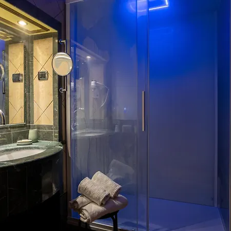 Hotel Manfredi Suite In Rome-2